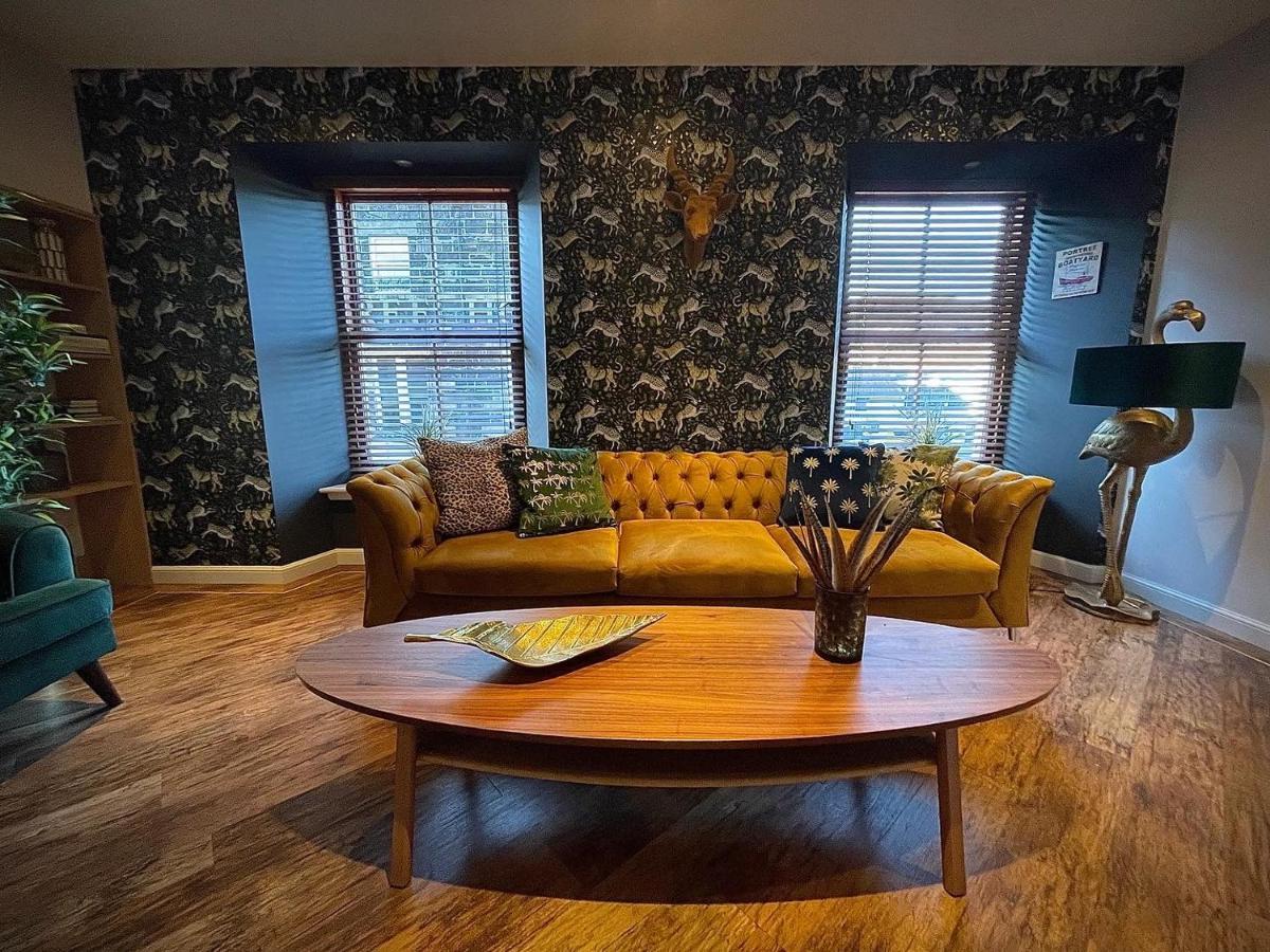 Lower Flat, Nicolson House. ポートリー エクステリア 写真